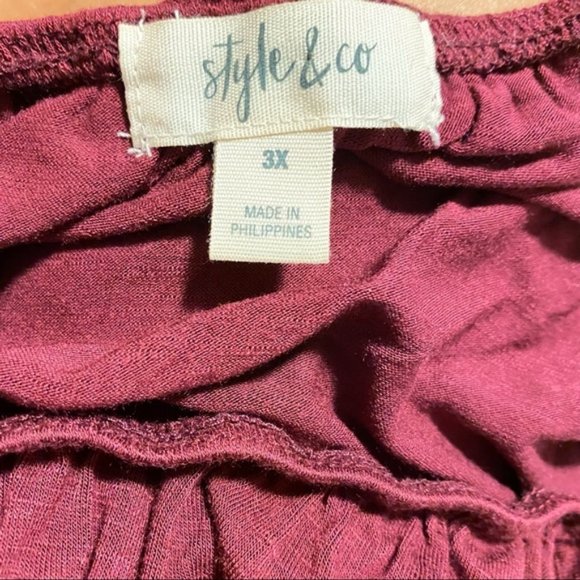 EUC Style and Co magenta/maroon top in 3X 3/4 sleeves  29 inches in length - Picture 2 of 6